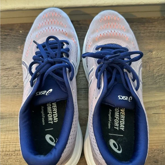 ASICS Women's Everyday Comfort Amplifoam - Size 8 - Picture 3 of 4